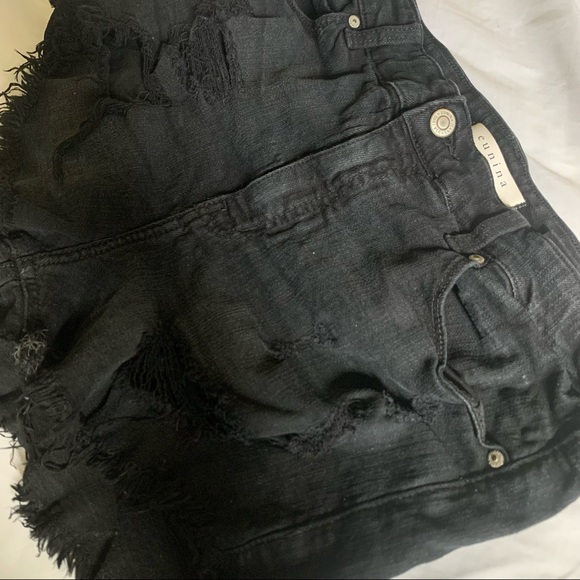 ‼️SOLD‼️ Black denim jean High waist distressed shorts - Picture 5 of 6